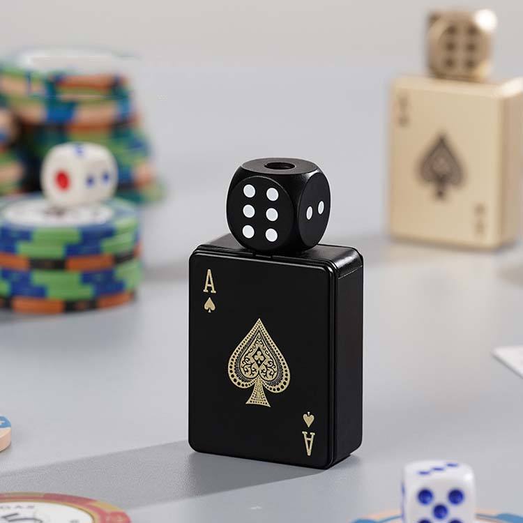 🎲Windproof Poker Dice Rotating Cigar Lighter, Butane Refill (Not Included)